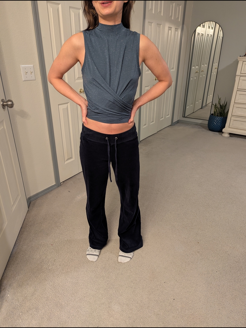 Lululemon Sleeveless Twist Front Crop Top